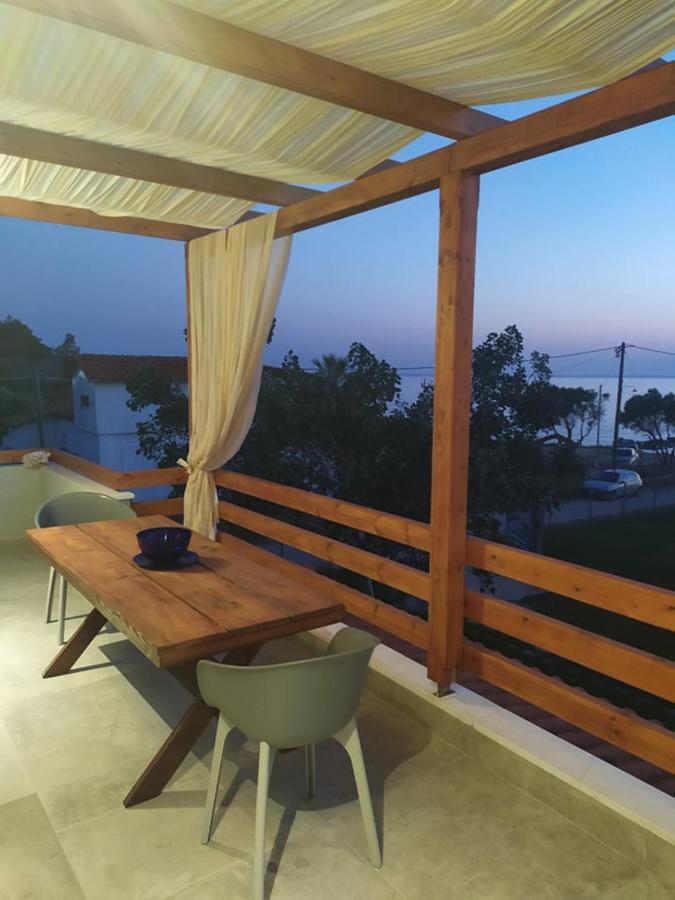 Lavender And Sea Villa Nea Poteidaia Exterior photo